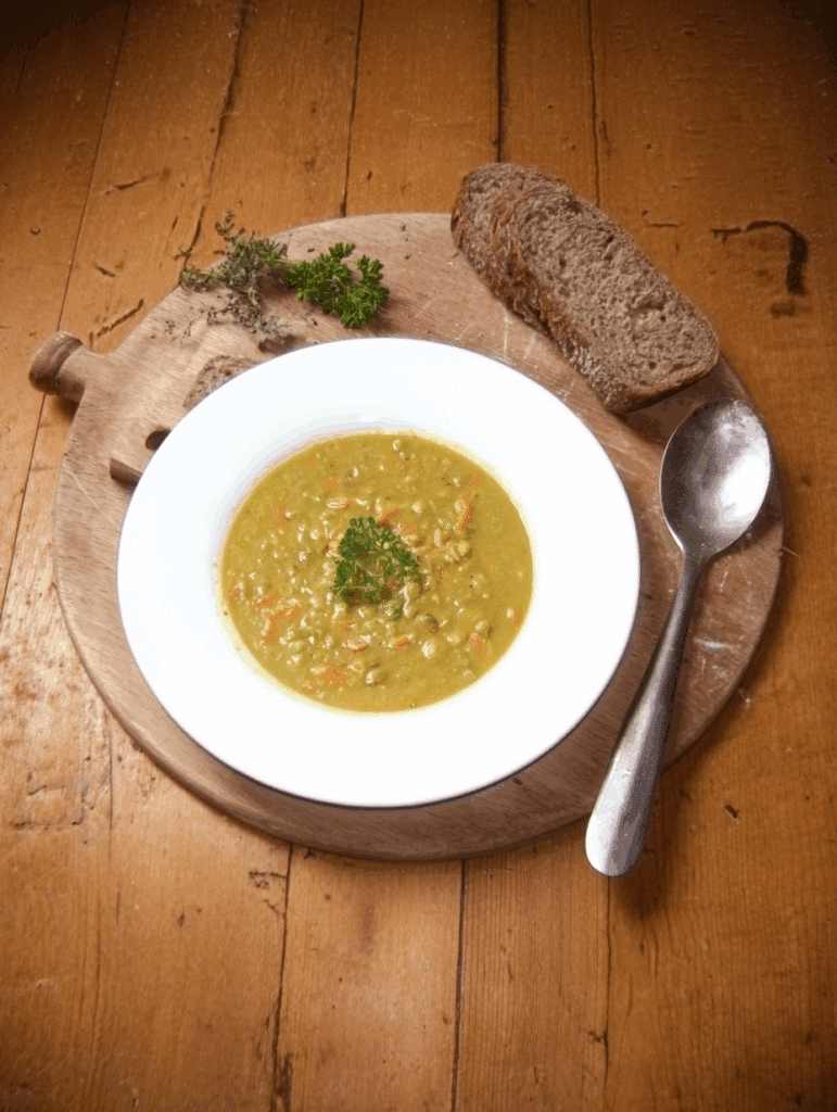 service soupe aux pois à l'ancienne mijoteuse