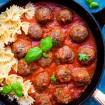 Boulettes de viande en sauce tomate au four