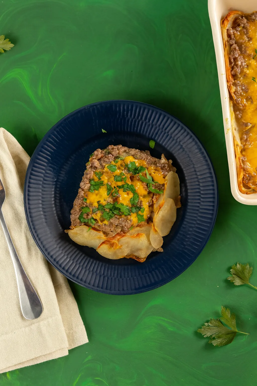 Viande hachée & pommes de terre au four – plat familial économique