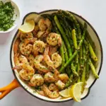 Crevettes et asperges au beurre à l’ail