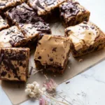 Gâteau au café au yaourt avec double morceaux de chocolat