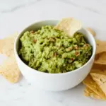 Guacamole à l’ail et au citron vert