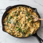 Orzo au poulet, épinards et artichauts en 25 minutes