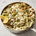 Penne crémeux à la feta et au citron avec asperges