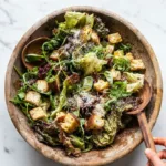 Salade au citron et parmesan avec croquant au sésame