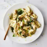 Tortellini crémeux et légumes verts en une seule casserole